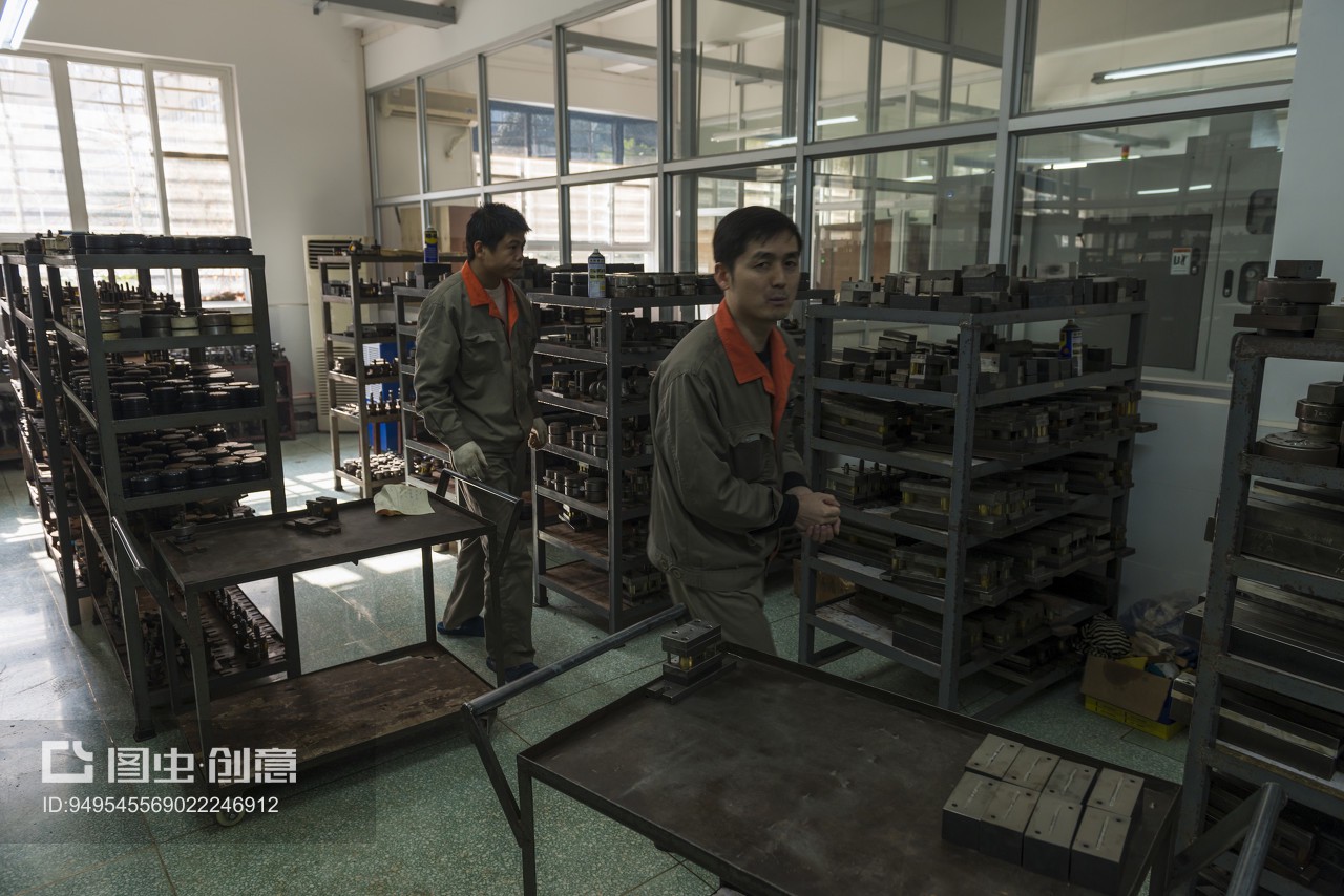 金飾與美妝 工藝與藝術的完美交融